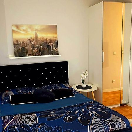 Homecomfort Apartament Delux Варшава Экстерьер фото