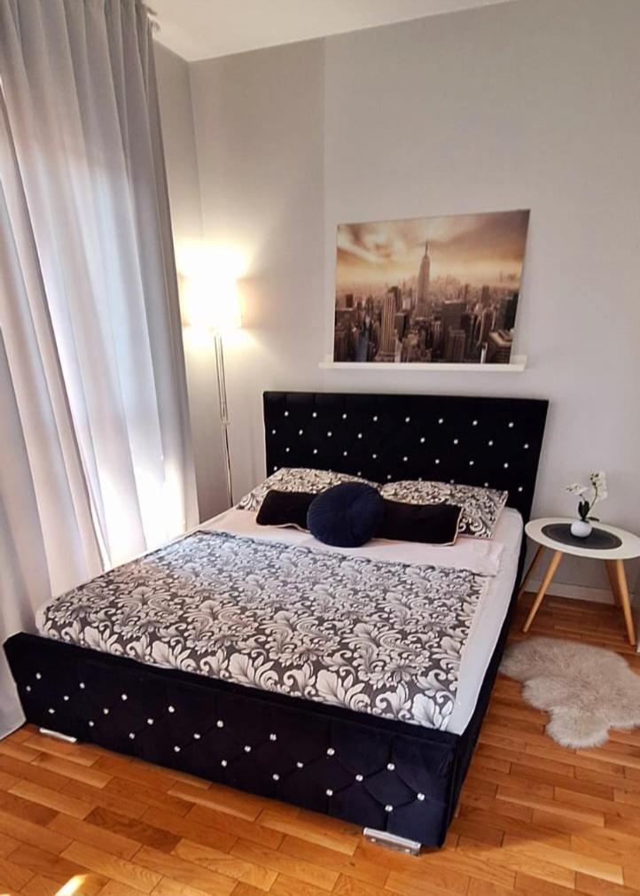 Homecomfort Apartament Delux Варшава Экстерьер фото