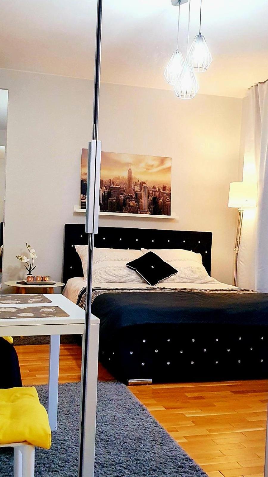 Homecomfort Apartament Delux Варшава Экстерьер фото
